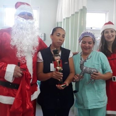 Foto 1 de Gpaci recebe cenografia natalina e ensaio fotográfico com nossas crianças.