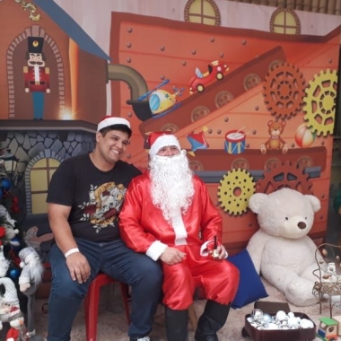 Foto 1 de Gpaci recebe cenografia natalina e ensaio fotográfico com nossas crianças.