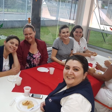 Foto 1 de Um encontro com todos aqueles que estão conosco 365 dias por ano