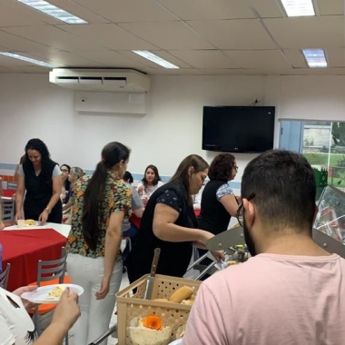 Foto 1 de Um encontro com todos aqueles que estão conosco 365 dias por ano
