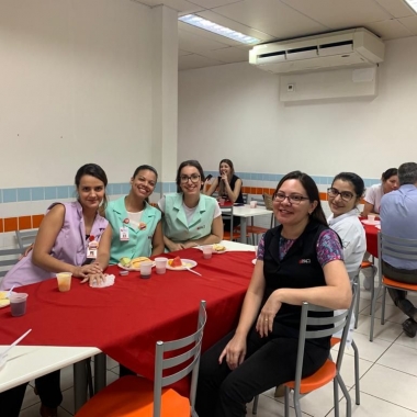 Foto 1 de Um encontro com todos aqueles que estão conosco 365 dias por ano