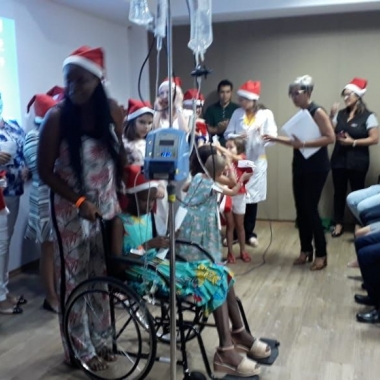 Foto 1 de Os contribuintes que nos ajudam durante todo o ano fizeram uma última visita em 2019