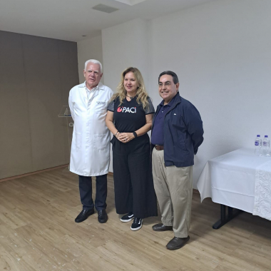 Foto 1 de Professor Dr. Luiz Almeida Marins Filho, que proferiu brilhantes palestras motivacionais.